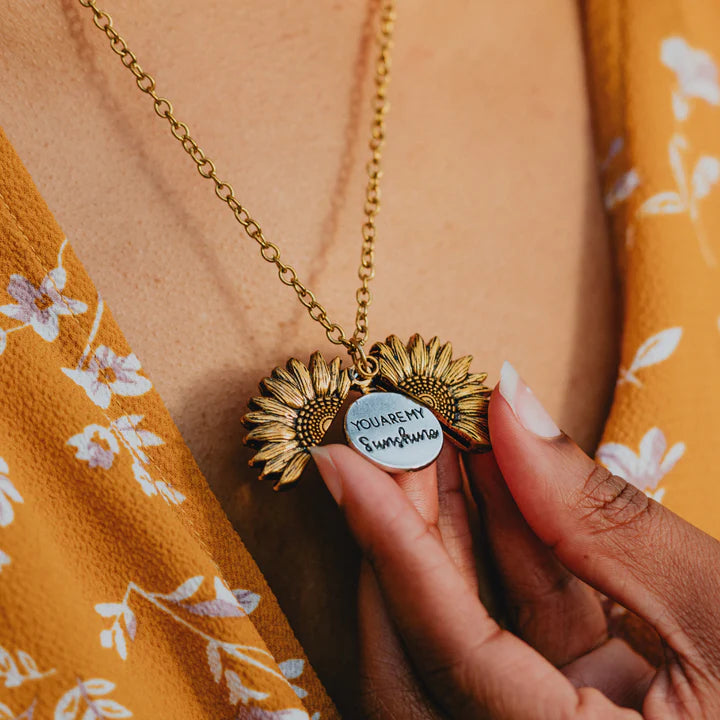 ✨Collar + Dije + Caja🎁