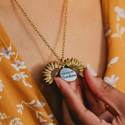 ✨Collar + Dije + Caja🎁
